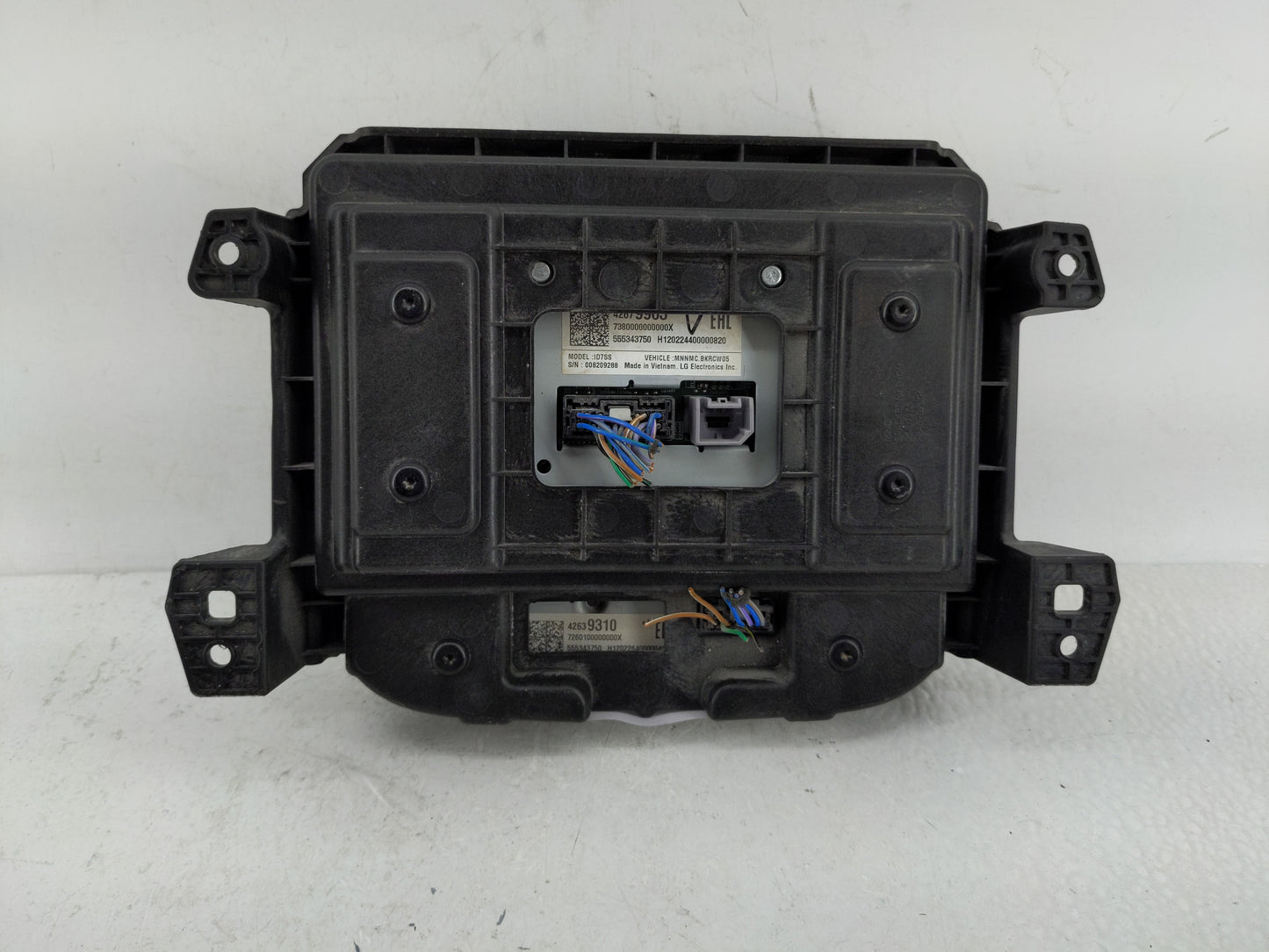 2021 Chevrolet Spark Radio AM FM Cd Player Receiver Replacement P/N:42639310 Fits OEM Used Auto Parts - Oemusedautoparts1.co
