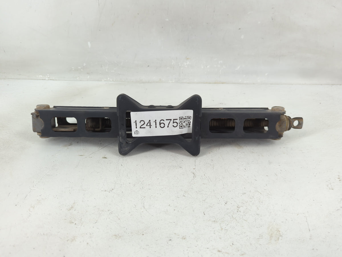 2021 Chevrolet Spark Spare Scissor Car Jack - Oemusedautoparts1.com