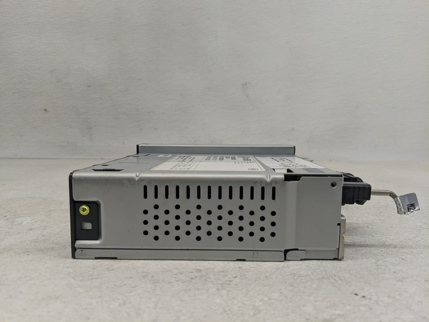 2020-2022 Chevrolet Spark Radio AM FM Cd Player Receiver Replacement P/N:42756550 Fits Fits 2020 2021 2022 OEM Used Auto Par