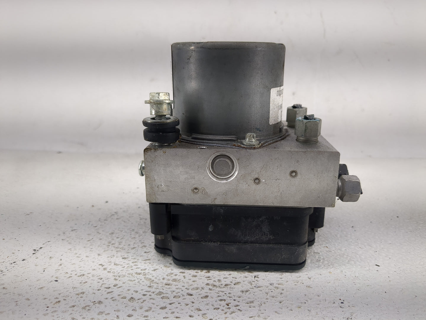 2019-2022 Chevrolet Spark ABS Pump Control Module Replacement P/N:42704012 Fits Fits 2019 2020 2021 2022 OEM Used Auto Parts