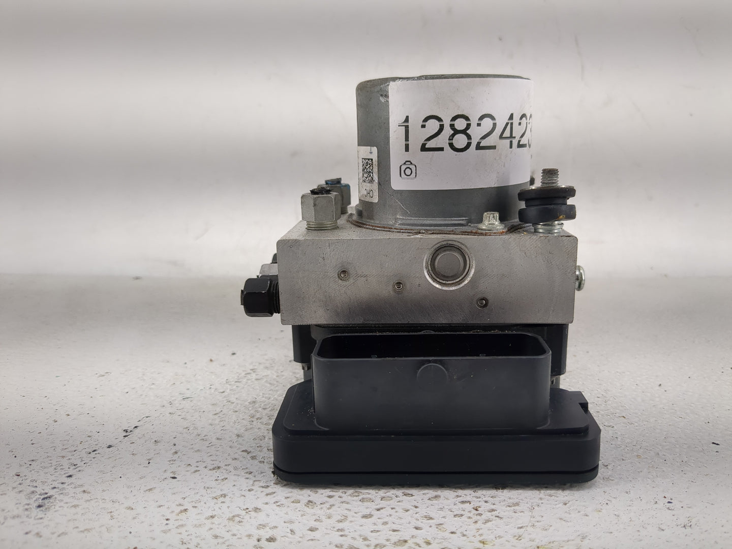 2019-2022 Chevrolet Spark ABS Pump Control Module Replacement P/N:42704012 Fits Fits 2019 2020 2021 2022 OEM Used Auto Parts