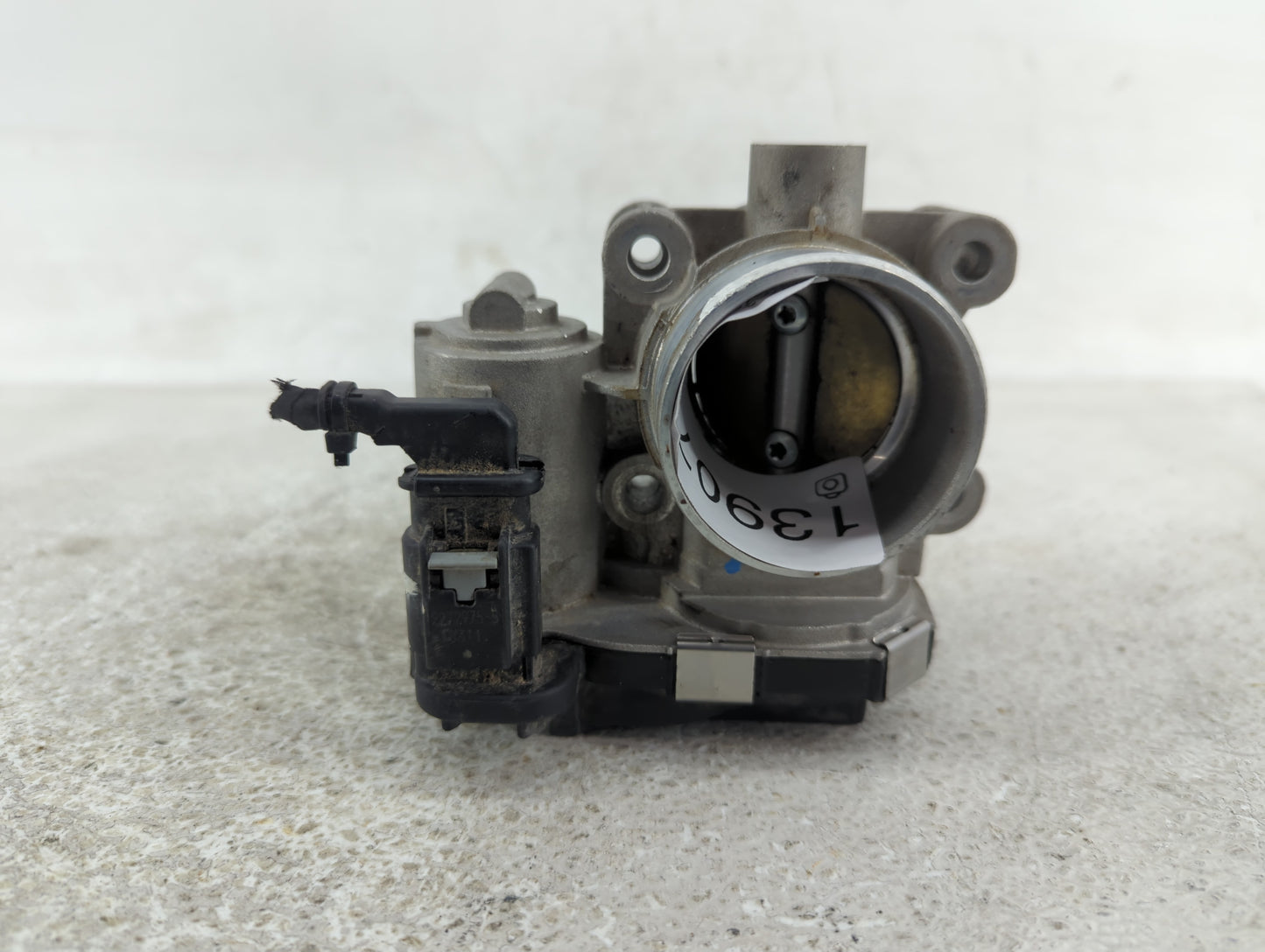 2016-2022 Chevrolet Spark Throttle Body P/N:12673014 12654237 Fits Fits 2016 2017 2018 2019 2020 2021 2022 OEM Used Auto Par