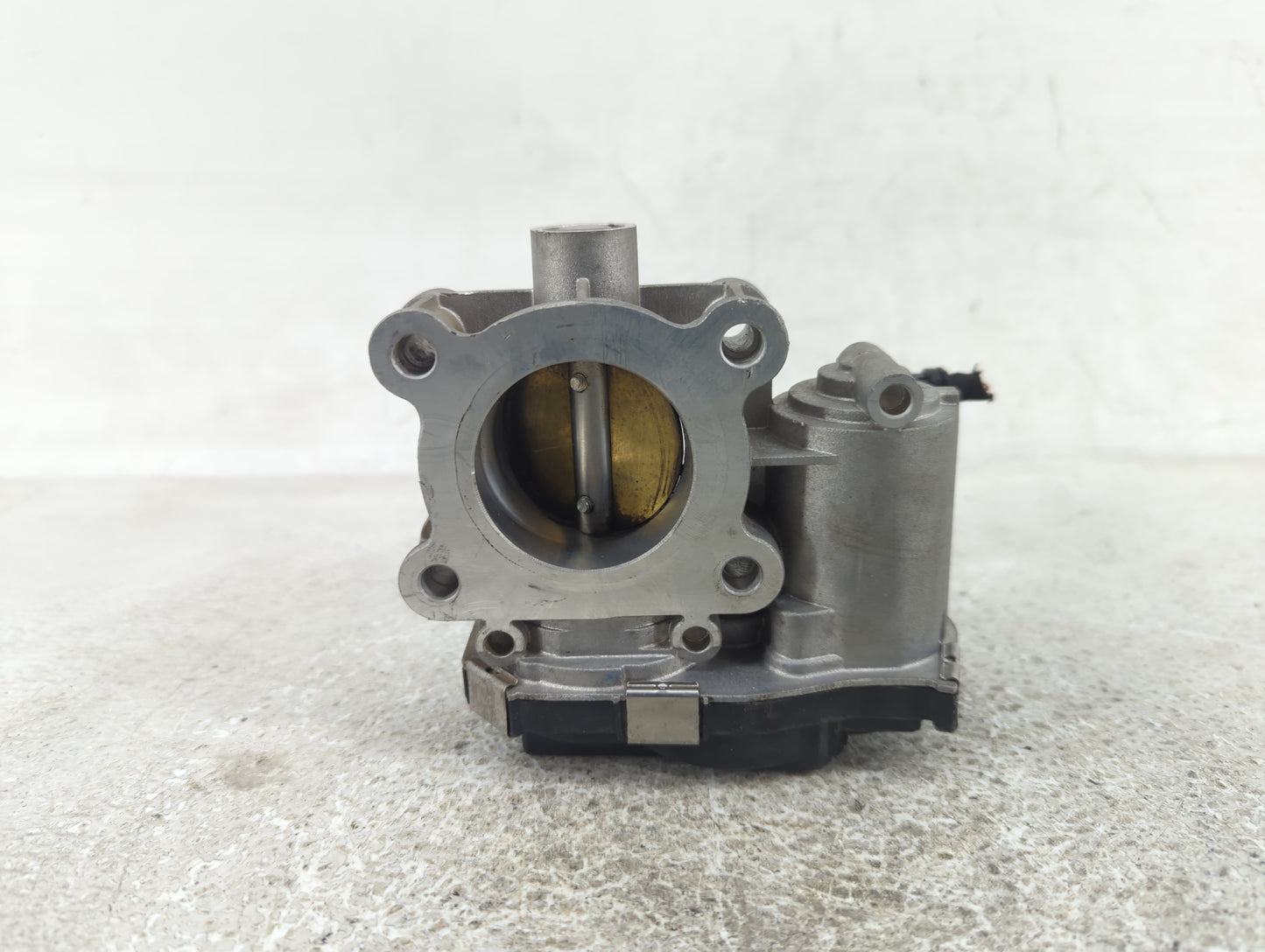 2016-2022 Chevrolet Spark Throttle Body P/N:12673014 12654237 Fits Fits 2016 2017 2018 2019 2020 2021 2022 OEM Used Auto Par