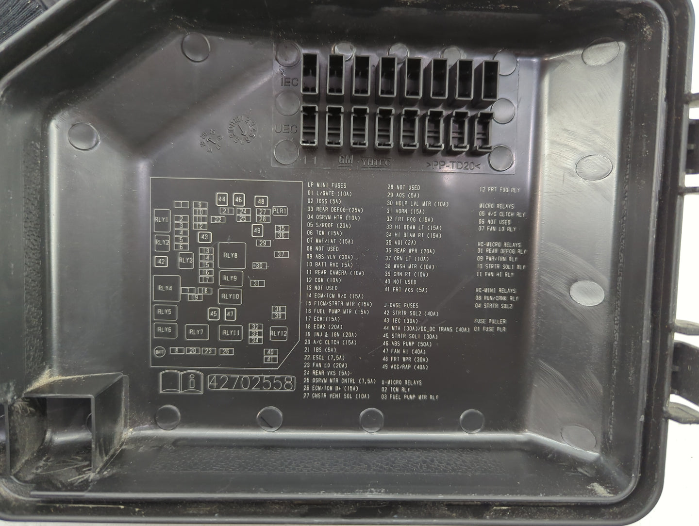 2019-2022 Chevrolet Spark Fusebox Fuse Box Panel Relay Module P/N:42702558 Fits Fits 2019 2020 2021 2022 OEM Used Auto Parts