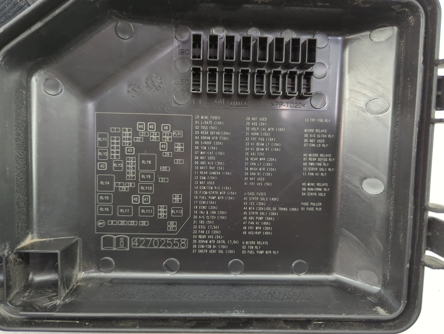 2019-2022 Chevrolet Spark Fusebox Fuse Box Panel Relay Module P/N:42702558 Fits Fits 2019 2020 2021 2022 OEM Used Auto Parts