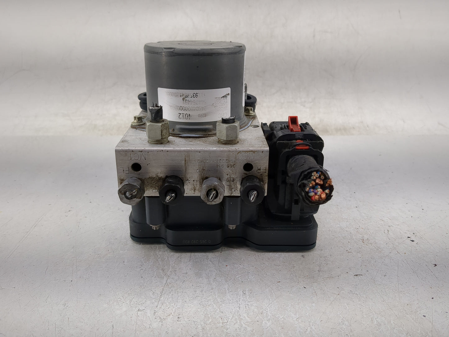 2019-2022 Chevrolet Spark ABS Pump Control Module Replacement P/N:0265956573 2265106452, 42704012 Fits Fits 2019 2020 2021 2