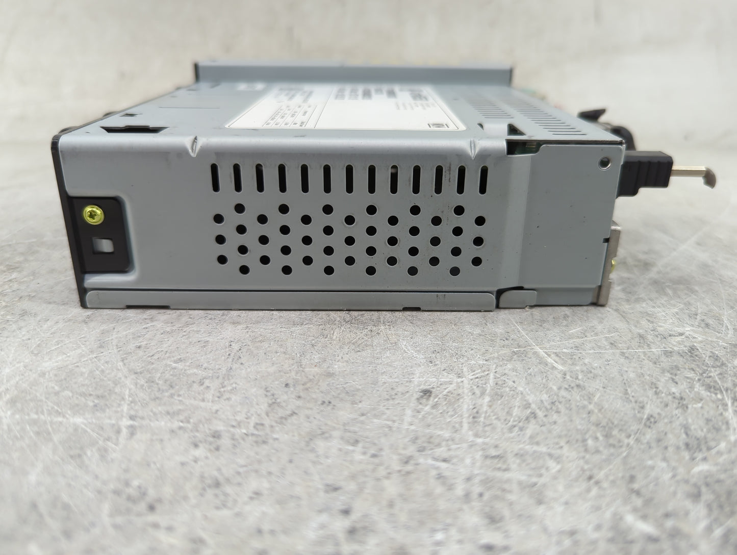 2020-2022 Chevrolet Spark Radio AM FM Cd Player Receiver Replacement P/N:42756550 7310500000000X Fits Fits 2020 2021 2022 OE
