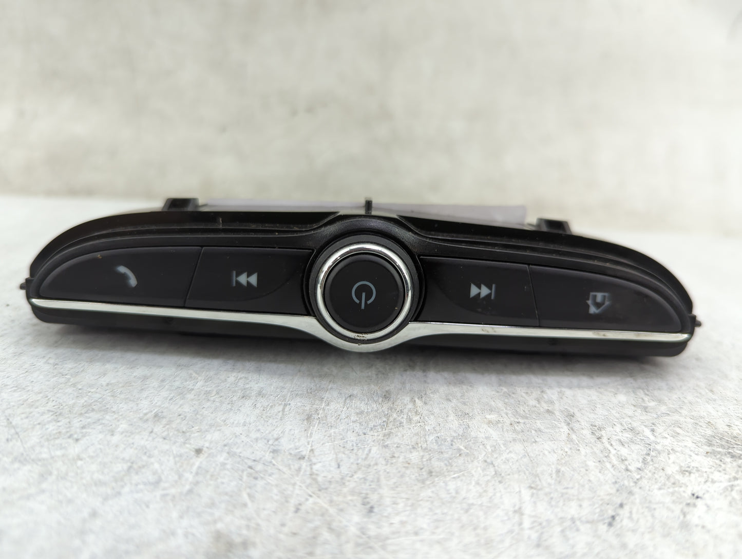 2020-2022 Chevrolet Spark Radio Control Panel 1464244 - Oemusedautoparts1.com