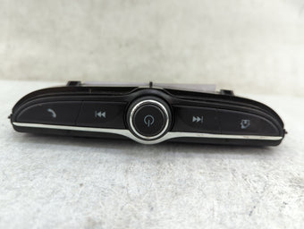 compare product 2020-2022 Chevrolet Spark Radio Control Panel 1464244