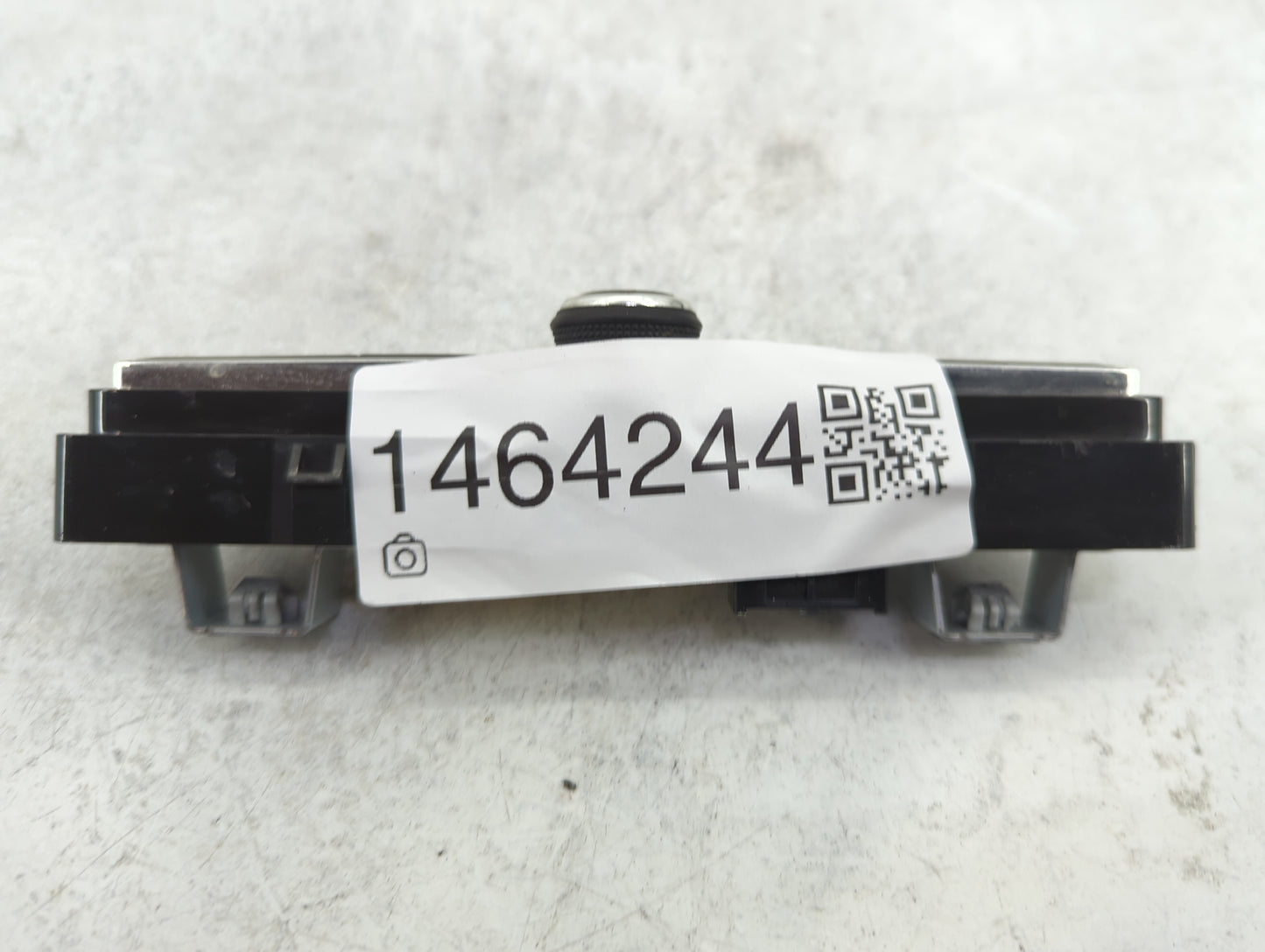 2020-2022 Chevrolet Spark Radio Control Panel 1464244 - Oemusedautoparts1.com