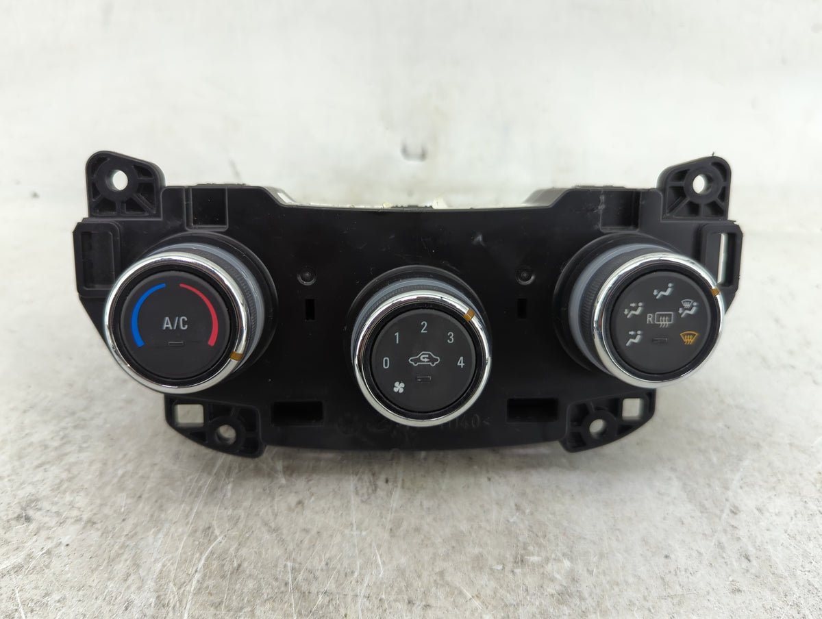 2019-2022 Chevrolet Spark Climate Control Module Temperature AC/Heater Replacement P/N:42620151 323010000000X Fits OEM Used 