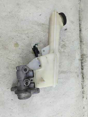 compare product 2016-2022 Chevrolet Spark Brake Master Cylinder 1492423
