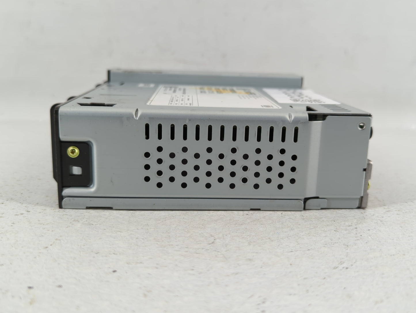 2020-2022 Chevrolet Spark Radio AM FM Cd Player Receiver Replacement P/N:42756550 Fits Fits 2020 2021 2022 OEM Used Auto Par