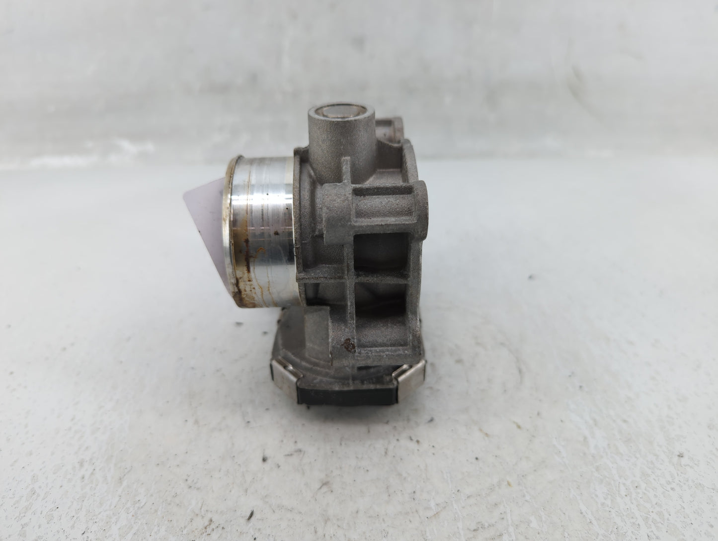 2016-2022 Chevrolet Spark Throttle Body P/N:12673014 Fits Fits 2016 2017 2018 2019 2020 2021 2022 OEM Used Auto Parts - Oemu