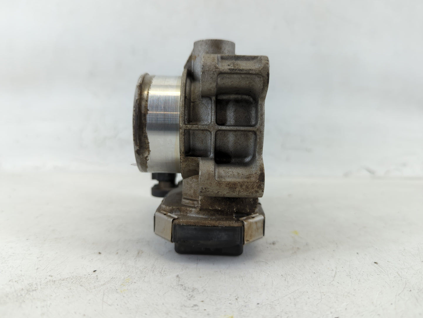 2016-2022 Chevrolet Spark Throttle Body P/N:72CJ20357A624512704589000 Fits Fits 2016 2017 2018 2019 2020 2021 2022 OEM Used 