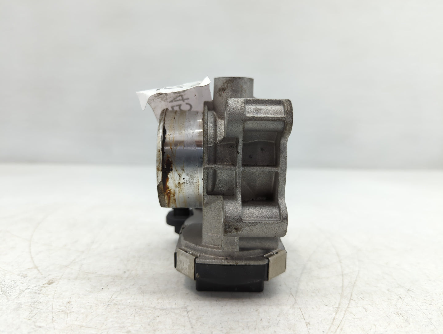 2016-2022 Chevrolet Spark Throttle Body P/N:12673014 Fits Fits 2016 2017 2018 2019 2020 2021 2022 OEM Used Auto Parts - Oemu