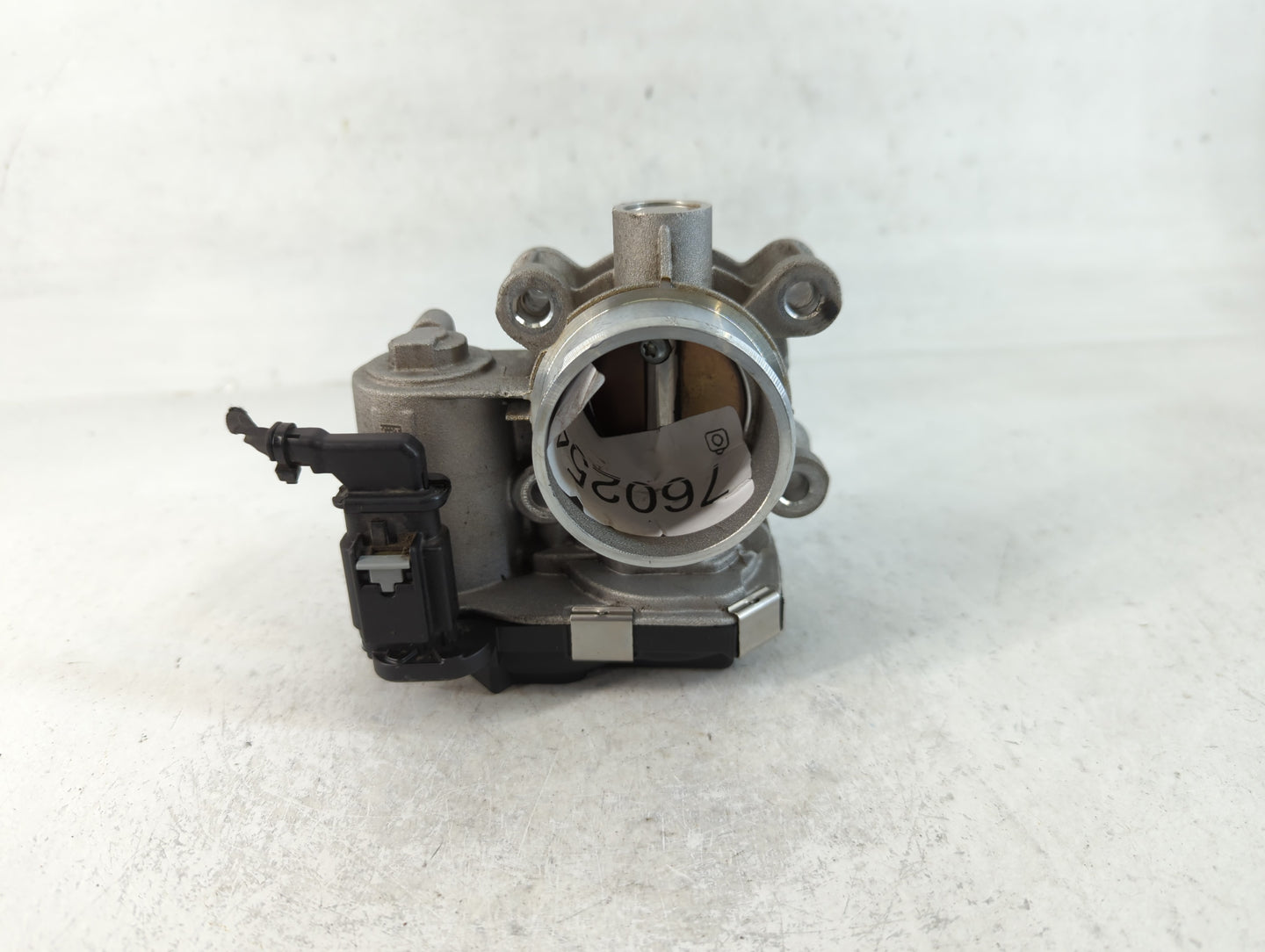 2016-2022 Chevrolet Spark Throttle Body P/N:20175A143212704589000 Fits Fits 2016 2017 2018 2019 2020 2021 2022 OEM Used Auto