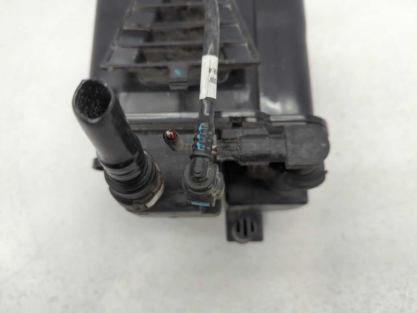 2021 Chevrolet Spark Fuel Vapor Charcoal Canister - Oemusedautoparts1.com