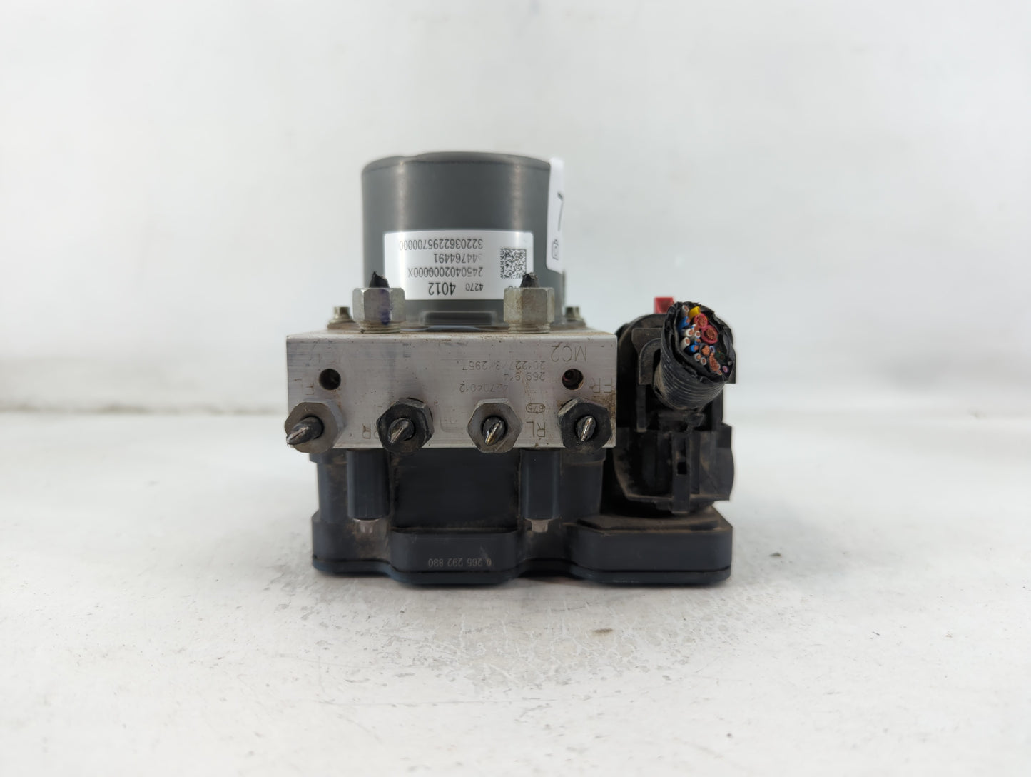 2019-2022 Chevrolet Spark ABS Pump Control Module Replacement P/N:42704012 Fits Fits 2019 2020 2021 2022 OEM Used Auto Parts