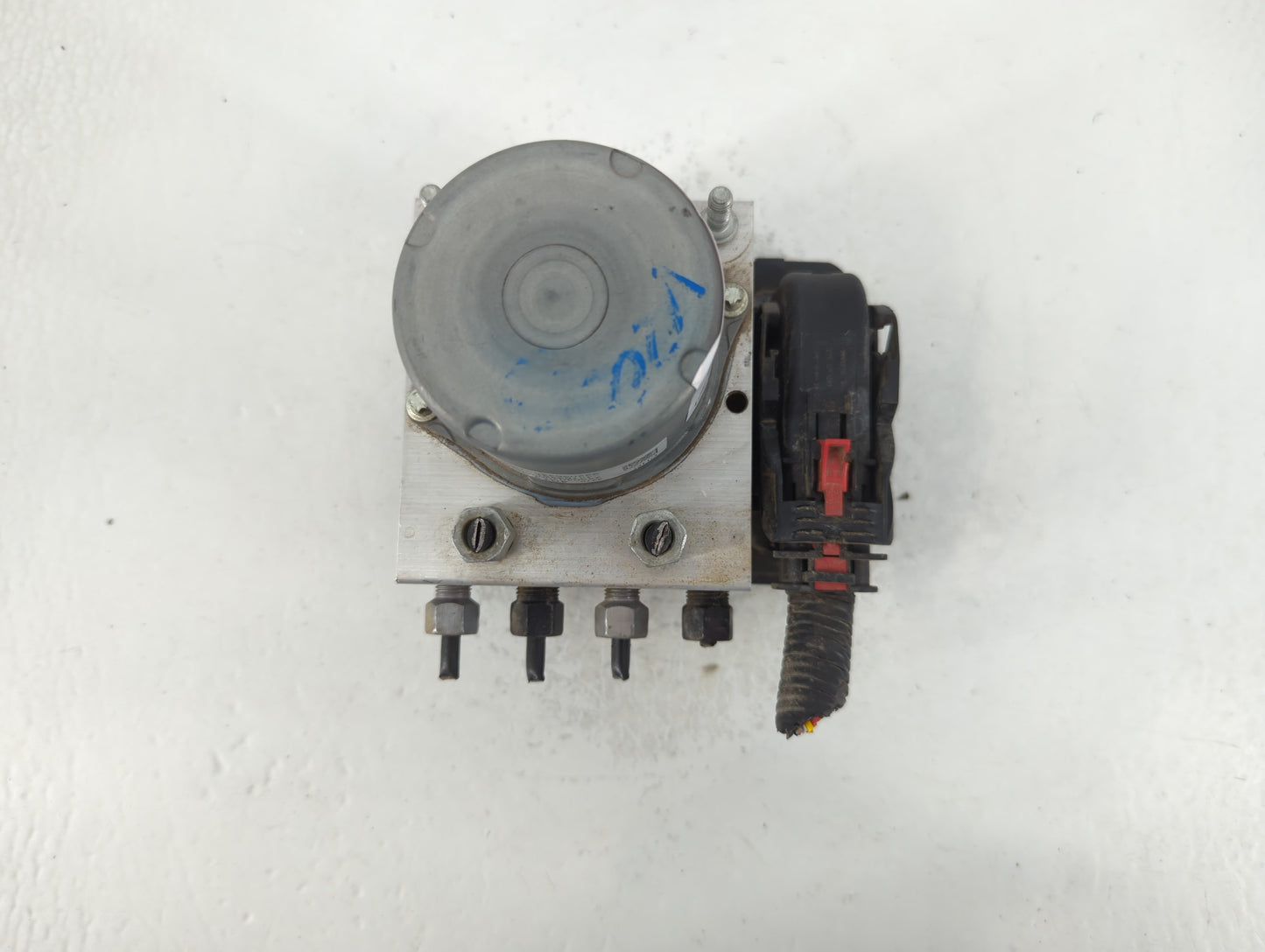 2019-2022 Chevrolet Spark ABS Pump Control Module Replacement P/N:42704012 Fits Fits 2019 2020 2021 2022 OEM Used Auto Parts