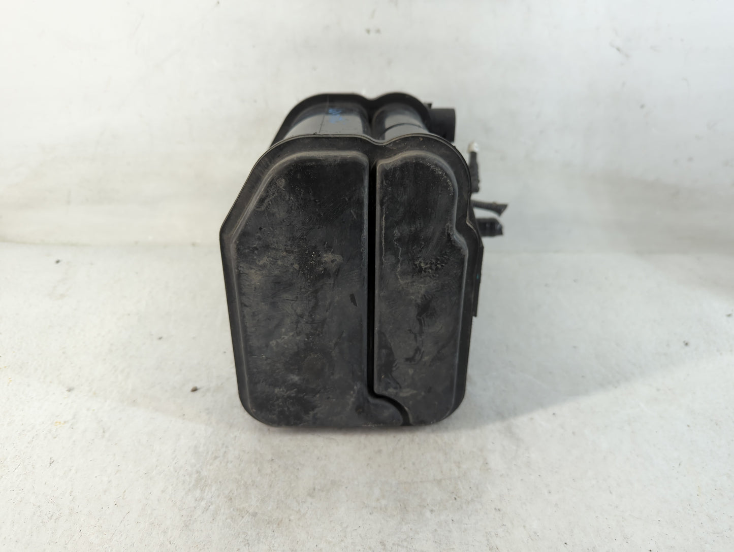 2021 Chevrolet Spark Fuel Vapor Charcoal Canister 784581 - Oemusedautoparts1.com