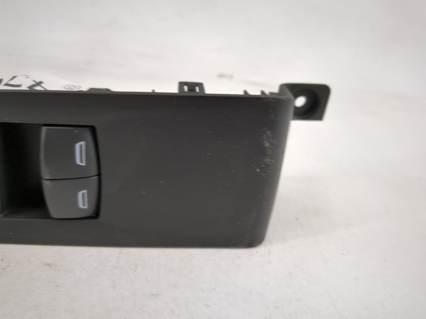 2021-2022 Chevrolet Tahoe Master Power Window Switch Replacement Driver Side Left P/N:84960800 Fits Fits 2021 2022 OEM Used 