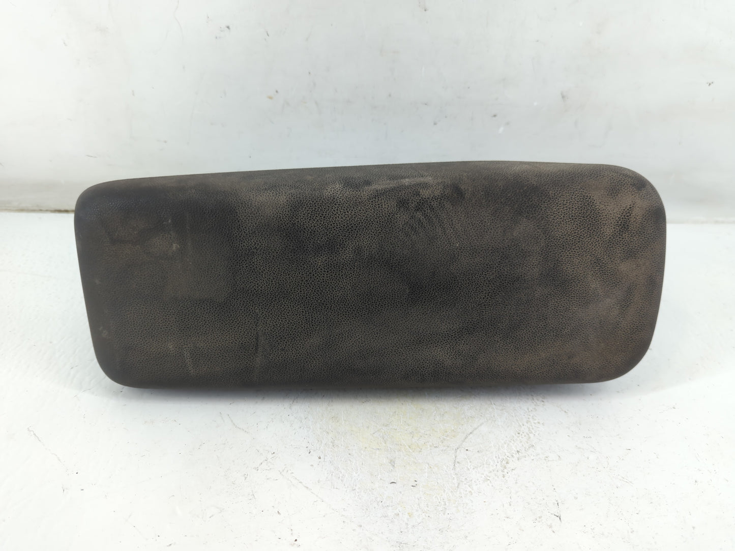 2021 Chevrolet Trailblazer Center Console Armrest Cover Lid Fits OEM Used Auto Parts - Oemusedautoparts1.com