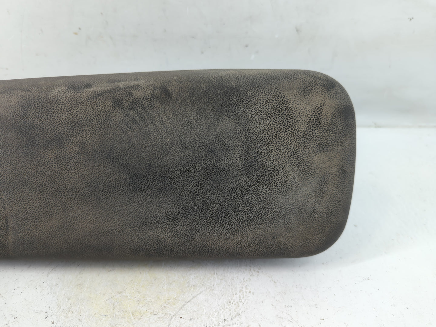 2021 Chevrolet Trailblazer Center Console Armrest Cover Lid Fits OEM Used Auto Parts - Oemusedautoparts1.com