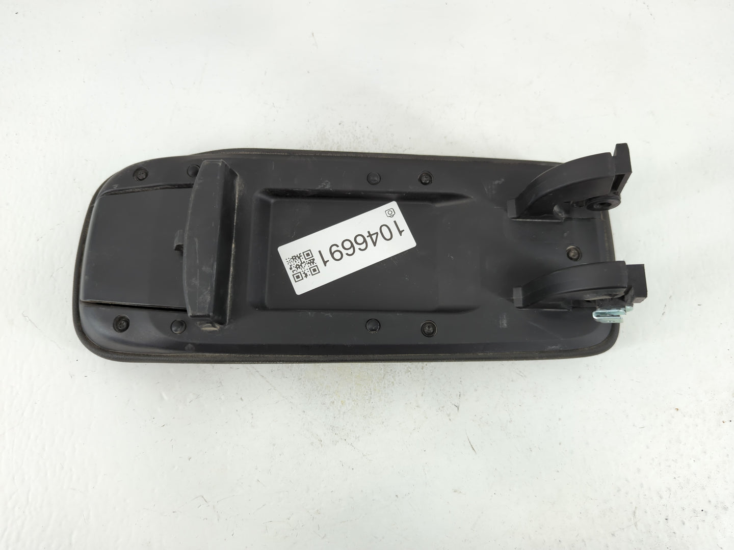 2021 Chevrolet Trailblazer Center Console Armrest Cover Lid Fits OEM Used Auto Parts - Oemusedautoparts1.com