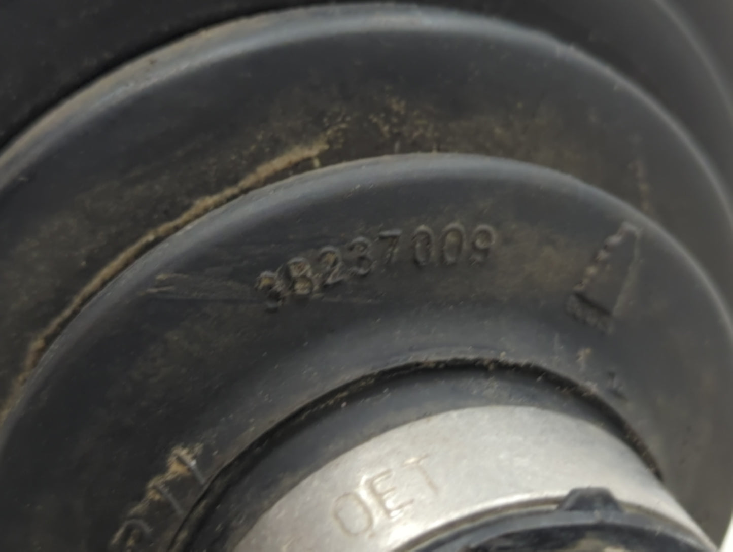 2021-2022 Chevrolet Trailblazer Axle Shaft Front Passenger Cv C/v - Oemusedautoparts1.com