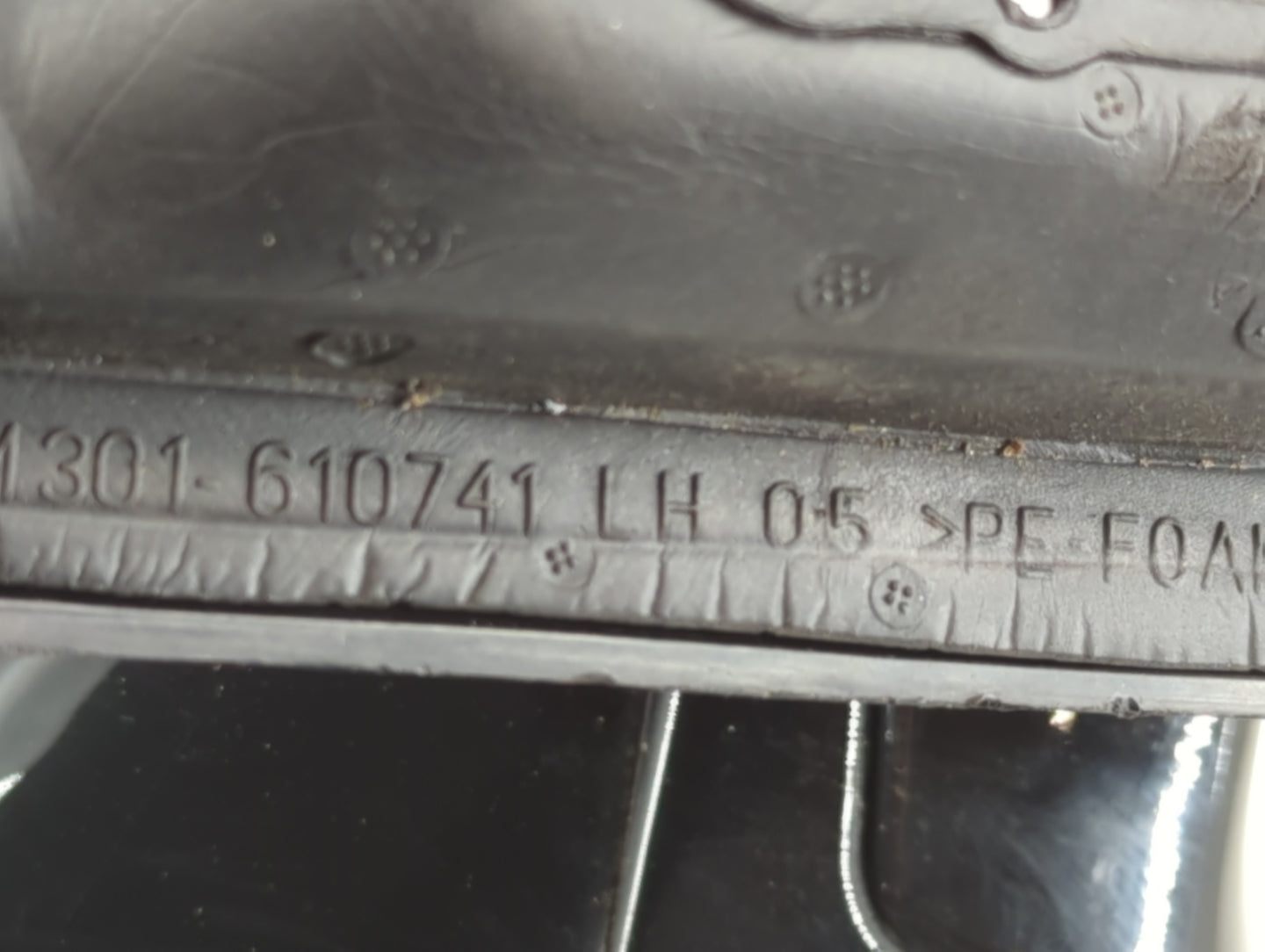 2021-2022 Chevrolet Trailblazer Side Mirror Replacement Driver Left View Door Mirror P/N:DM301-610731 Fits Fits 2021 2022 OE