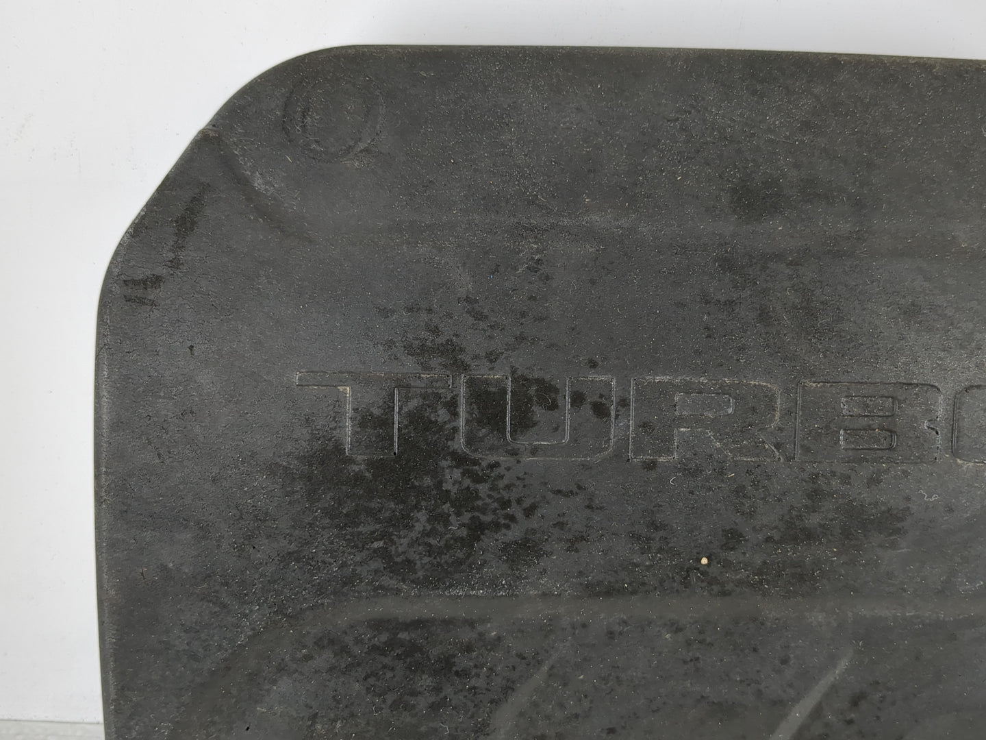 2021 Chevrolet Trailblazer Engine Cover - Oemusedautoparts1.com