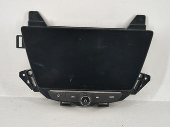 compare product 2021 Chevrolet Trailblazer Information Display Screen