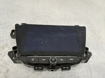 compare product 2021 Chevrolet Trailblazer Information Display Screen