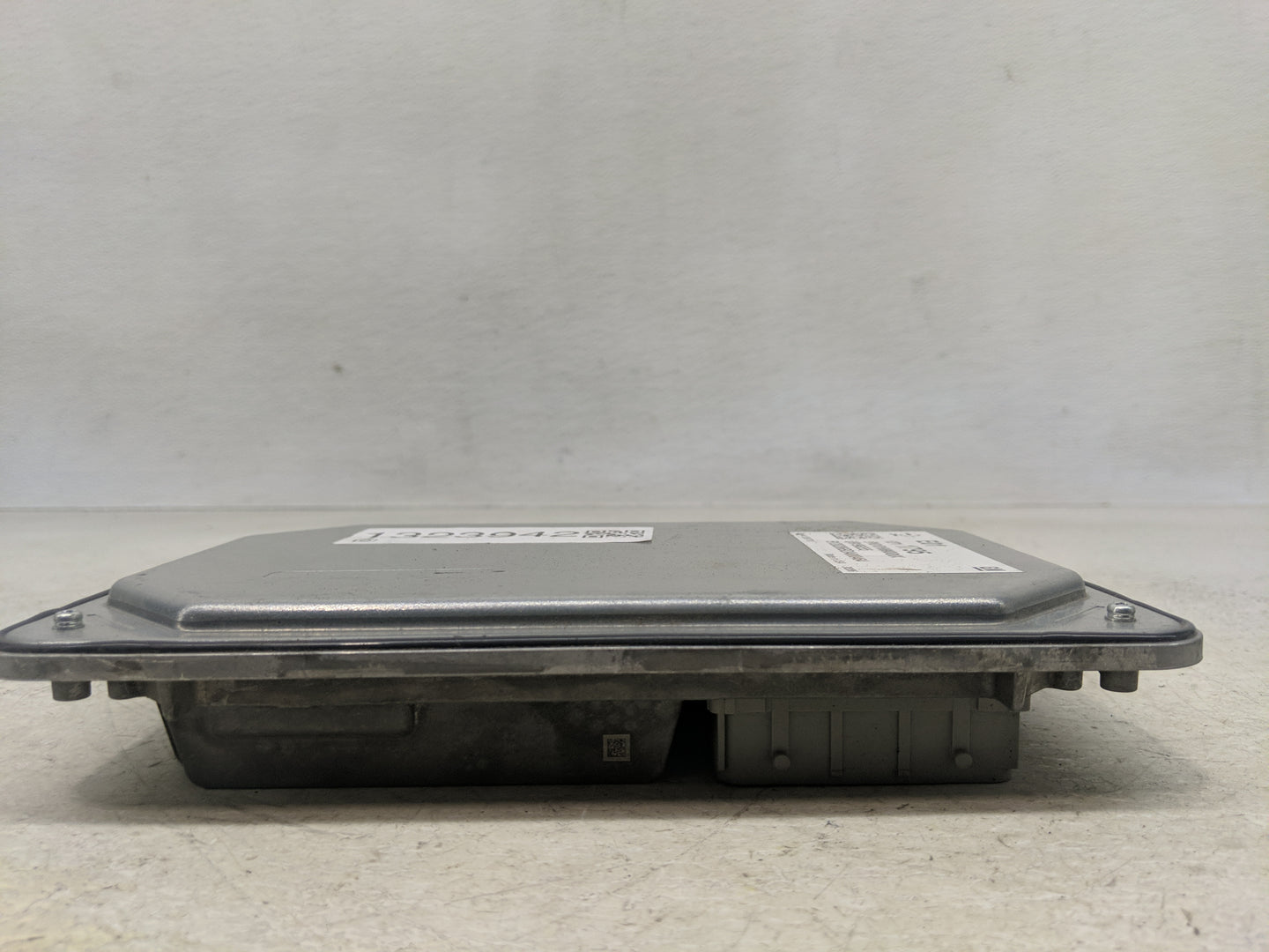 2021-2022 Chevrolet Trailblazer PCM Engine Control Computer ECU ECM PCU OEM P/N:079196555 12711795 Fits Fits 2020 2021 2022 