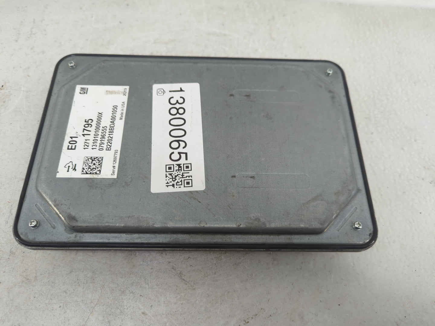 2021-2022 Chevrolet Trailblazer PCM Engine Control Computer ECU ECM PCU OEM P/N:079196555 12711795 Fits Fits 2020 2021 2022 