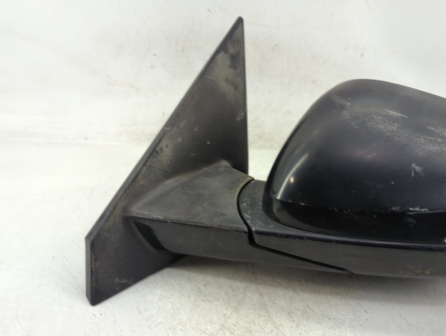 2021-2022 Chevrolet Trailblazer Driver Side View Mirror - Left Door Mirror OEM Used - Oemusedautoparts1.com
