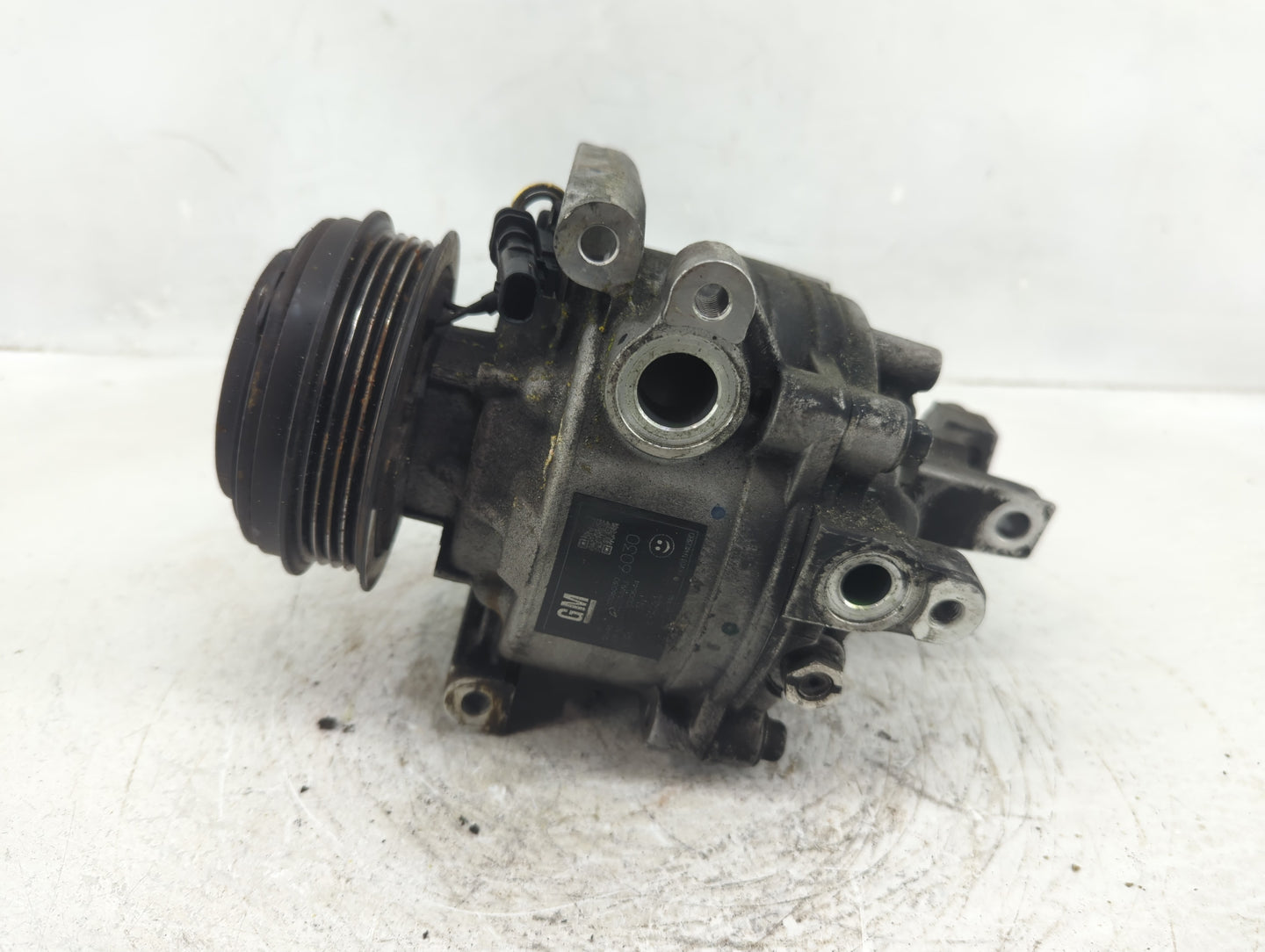 2021-2022 Chevrolet Trailblazer Air Conditioning A/c Ac Compressor Oem - Oemusedautoparts1.com