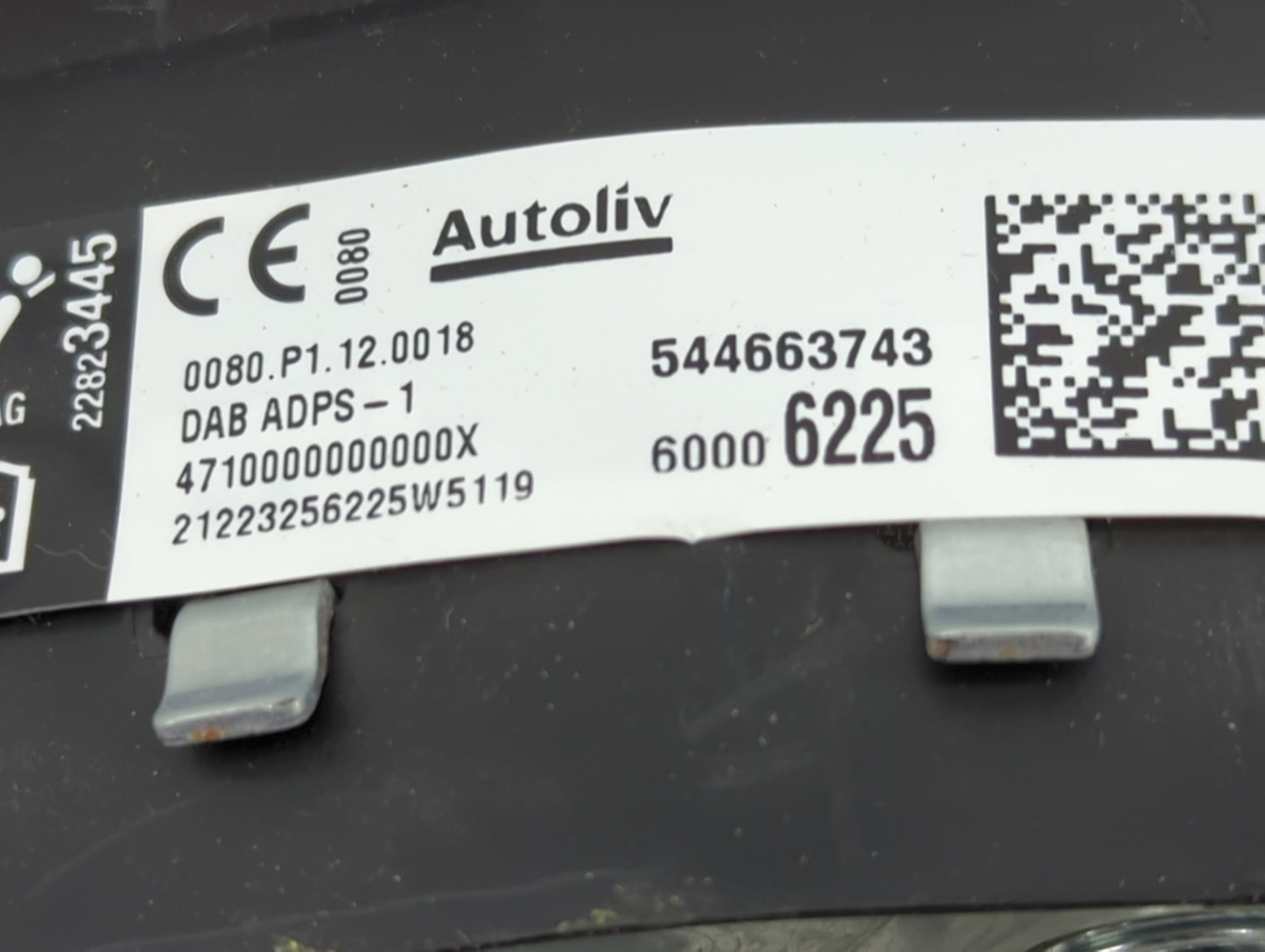 2021-2022 Chevrolet Trailblazer Air Bag Driver Left Steering Wheel Mounted P/N:60006225 Fits Fits 2021 2022 OEM Used Auto Pa