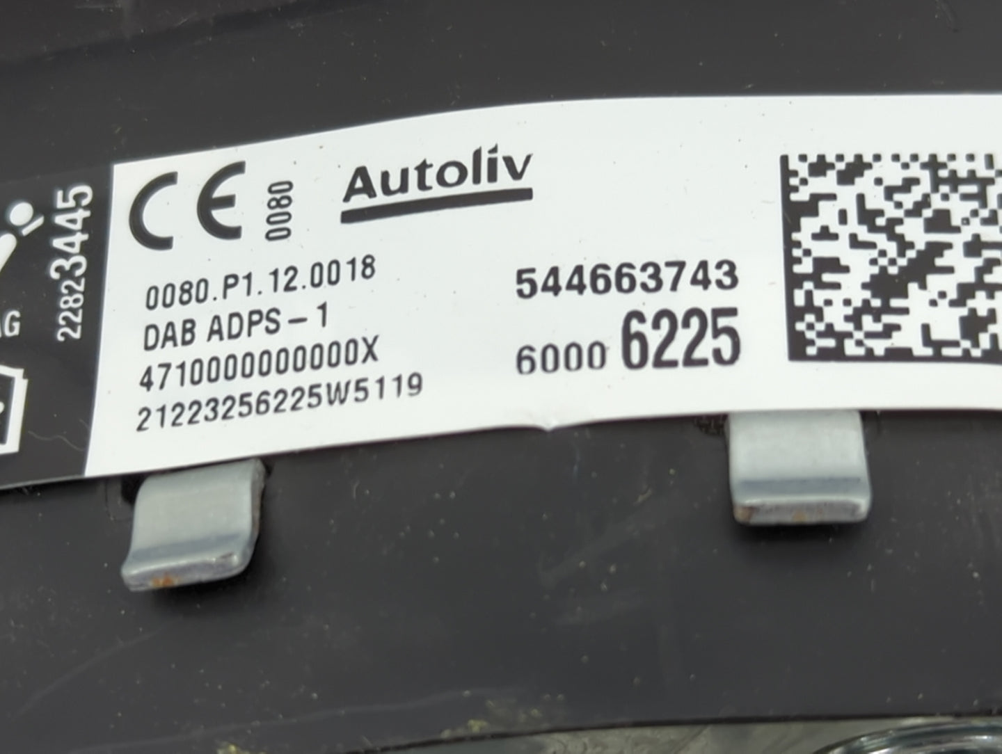 2021-2022 Chevrolet Trailblazer Air Bag Driver Left Steering Wheel Mounted P/N:60006225 Fits Fits 2021 2022 OEM Used Auto Pa