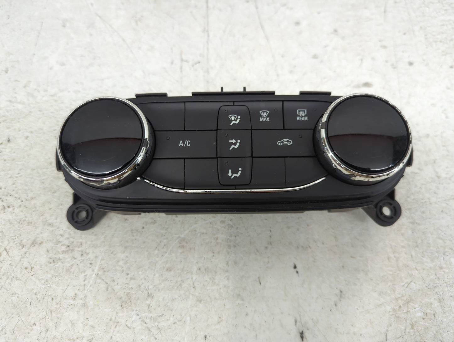 2021-2022 Chevrolet Trailblazer Climate Control Module Temperature AC/Heater Replacement P/N:545290509 42755150 Fits OEM Use