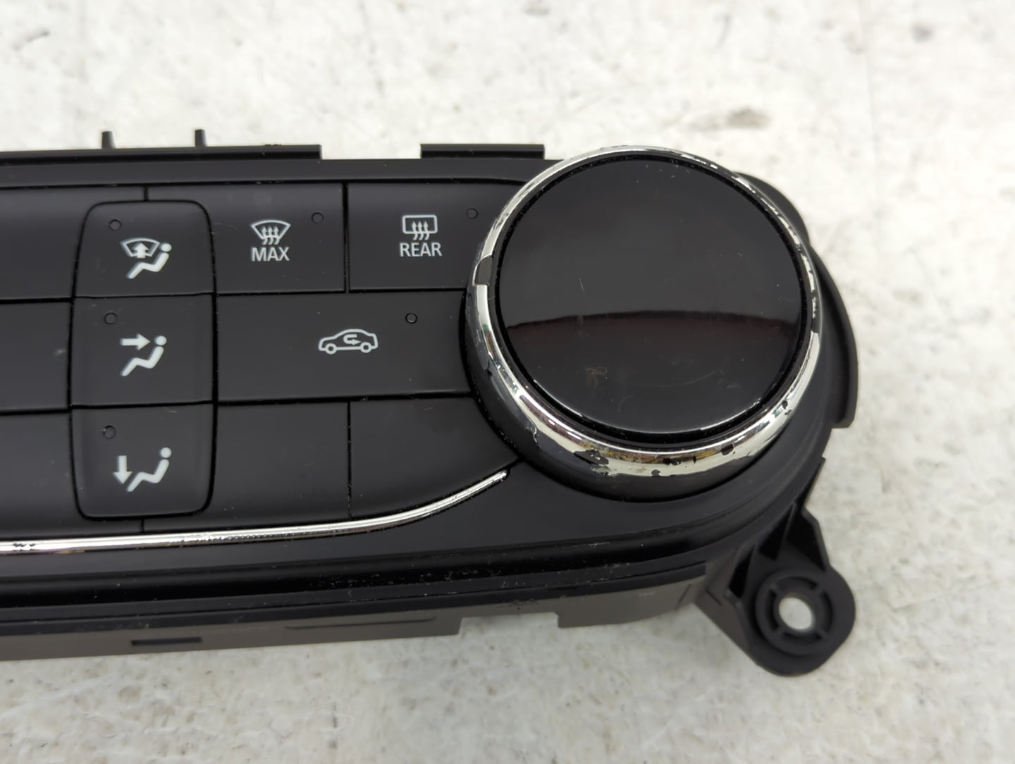 2021-2022 Chevrolet Trailblazer Climate Control Module Temperature AC/Heater Replacement P/N:545290509 42755150 Fits OEM Use