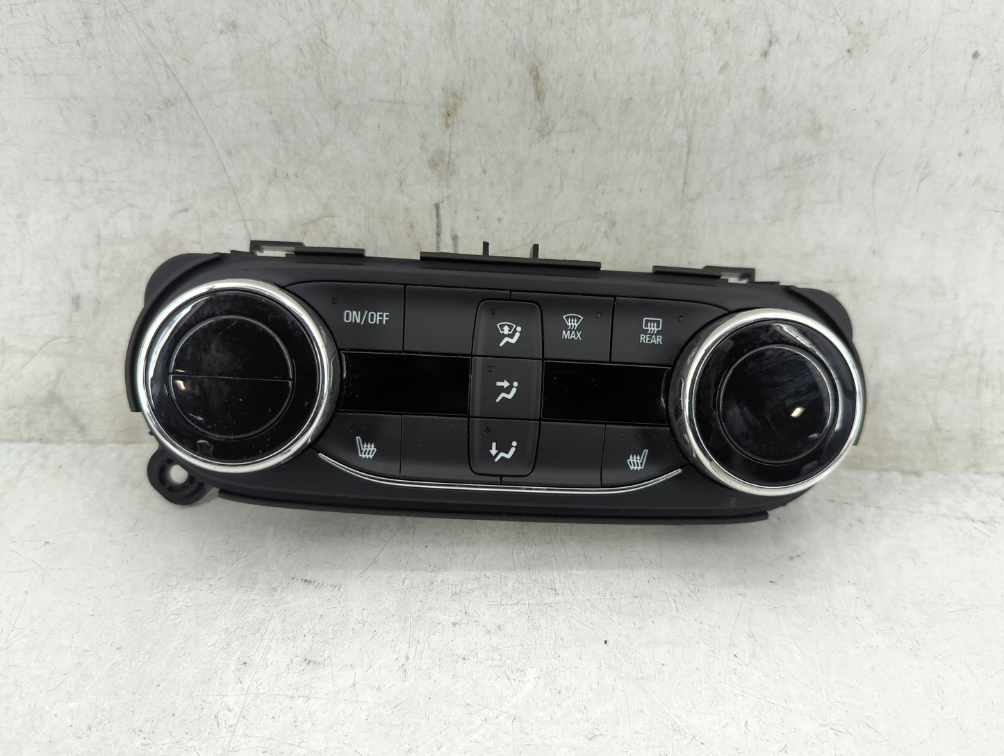 2021-2022 Chevrolet Trailblazer Climate Control Module Temperature AC/Heater Replacement P/N:42854938 Fits Fits 2021 2022 OE