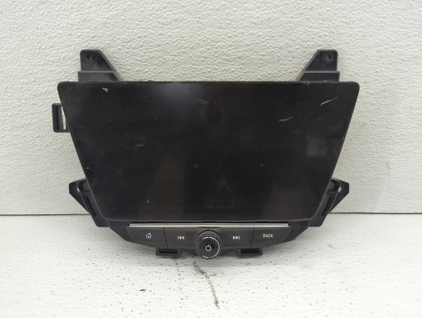 2021-2022 Chevrolet Trailblazer Radio Control Panel - Oemusedautoparts1.com