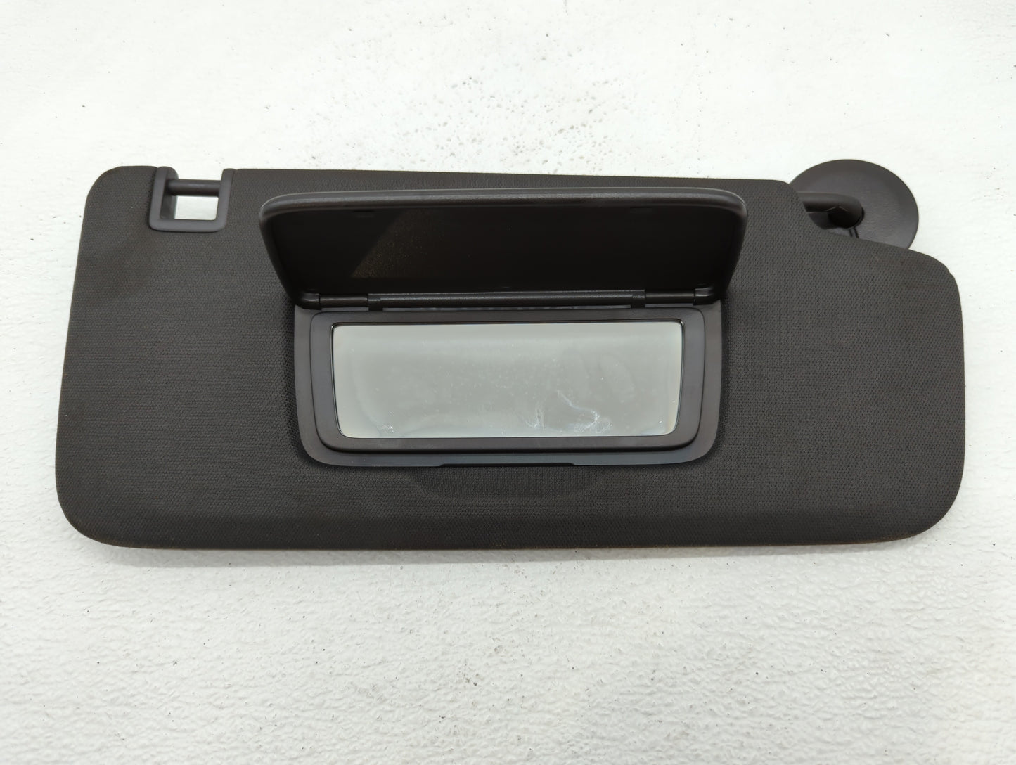 2021-2022 Chevrolet Trailblazer Sun Visor Shade Replacement Driver Left Mirror Fits Fits 2021 2022 OEM Used Auto Parts - Oem