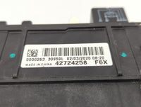 2021-2022 Chevrolet Trailblazer Fusebox Fuse Box Panel Relay Module P/N:42724258 Fits Fits 2021 2022 OEM Used Auto Parts - O