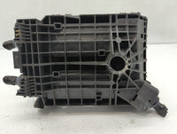 2021-2022 Chevrolet Trailblazer Fusebox Fuse Box Panel Relay Module P/N:42724258 Fits Fits 2021 2022 OEM Used Auto Parts - O