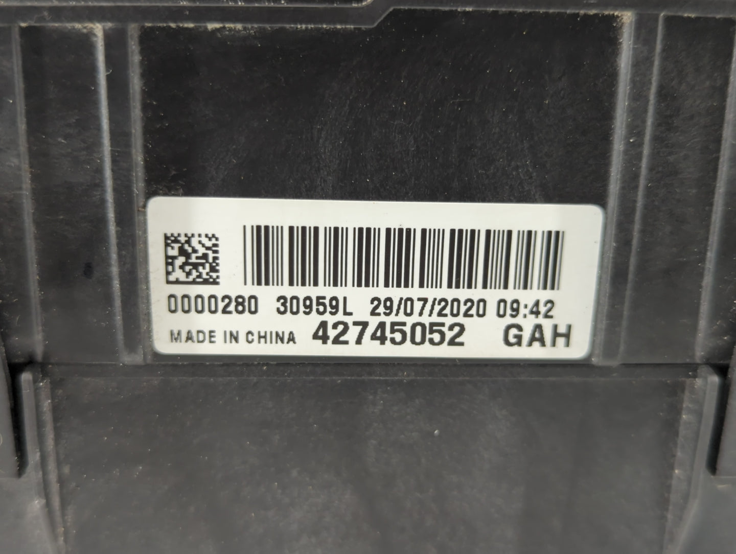 2021-2022 Chevrolet Trailblazer Fusebox Fuse Box Panel Relay Module P/N:0000280 30959L 42745052 Fits Fits 2021 2022 OEM Used