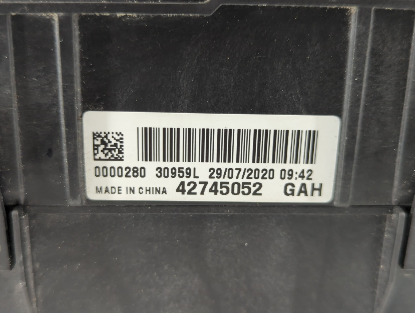 2021-2022 Chevrolet Trailblazer Fusebox Fuse Box Panel Relay Module P/N:0000280 30959L 42745052 Fits Fits 2021 2022 OEM Used
