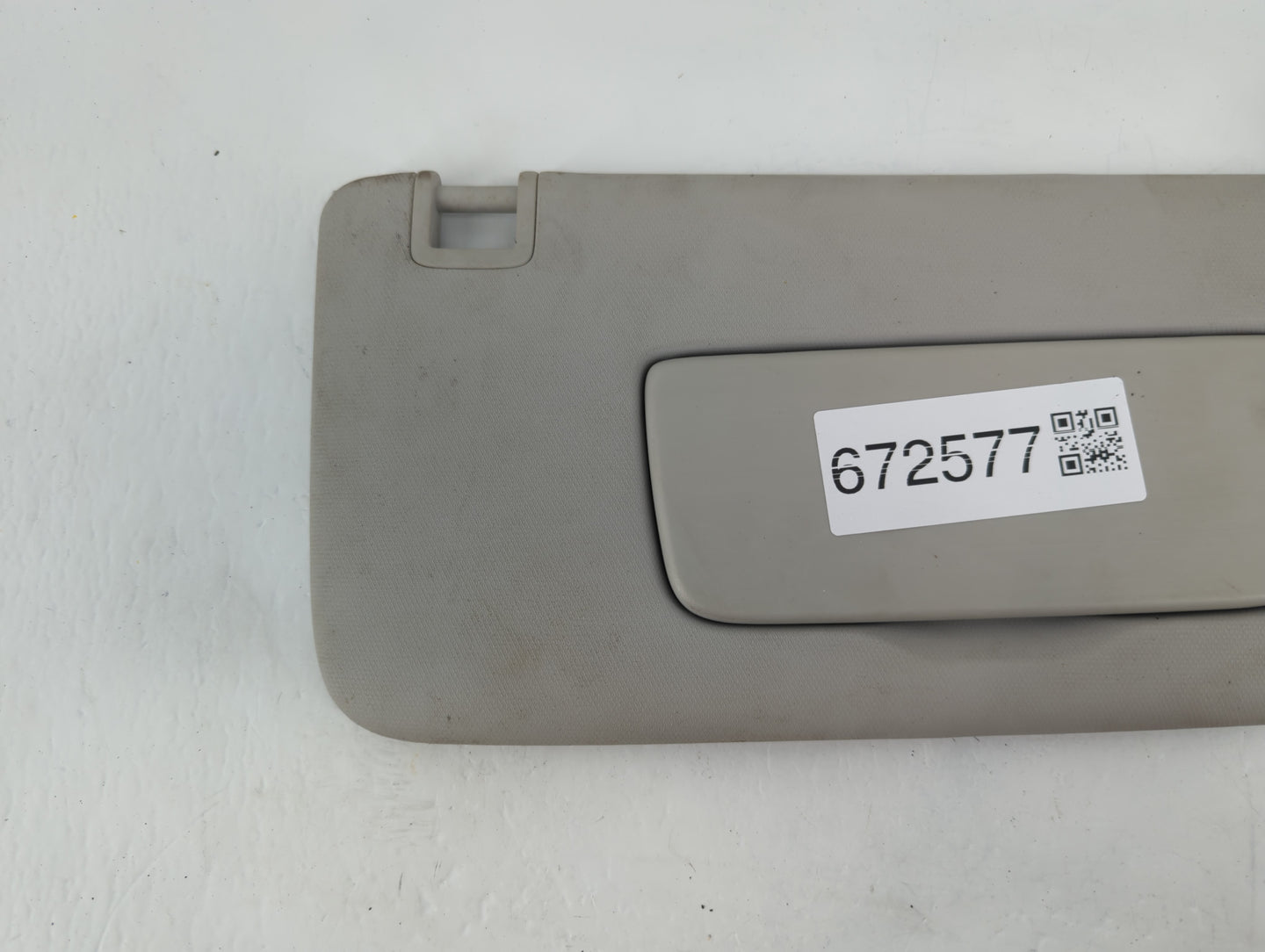 2021-2022 Chevrolet Trailblazer Sun Visor Shade Replacement Passenger Right Mirror Fits Fits 2021 2022 OEM Used Auto Parts -